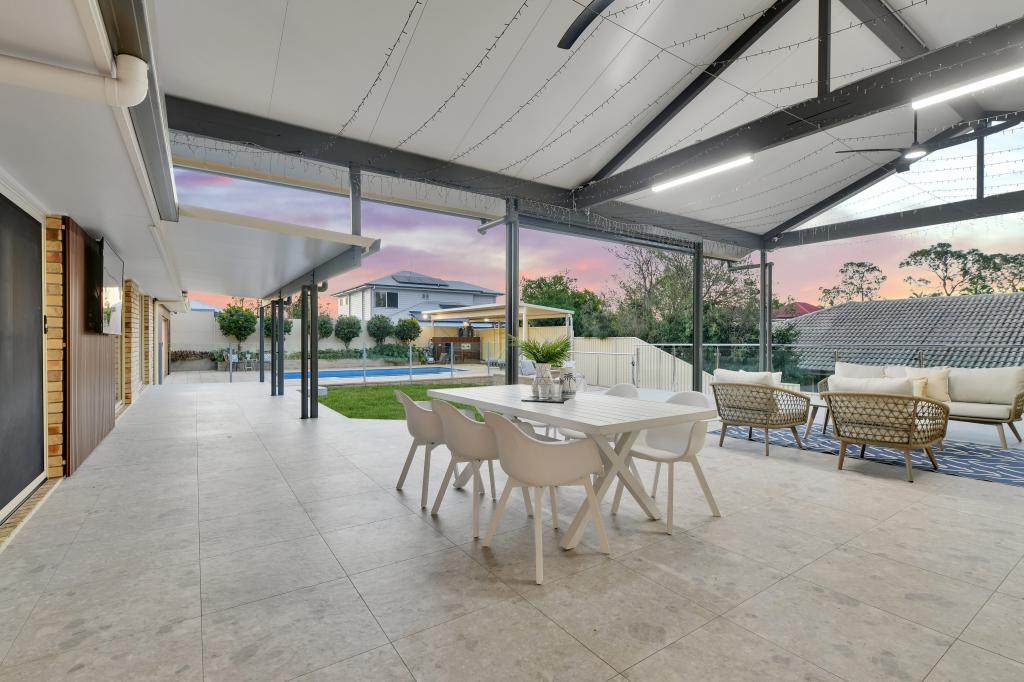 7 Harold Cl, Sinnamon Park, QLD 4073