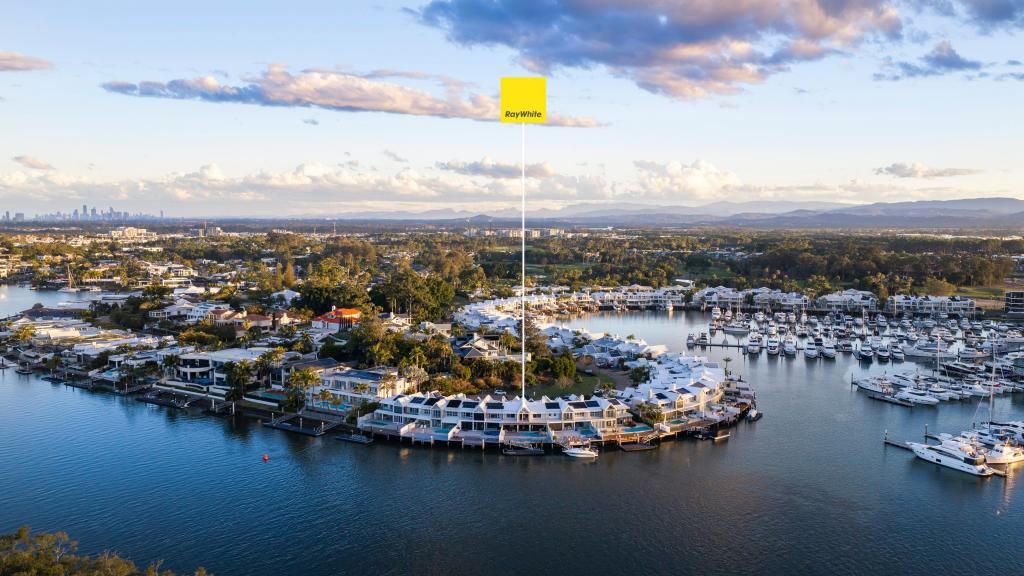 5664 Harbour Tce, Hope Island, QLD 4212