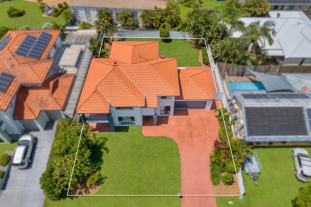 10 Seabrae Dr, Redland Bay, QLD 4165