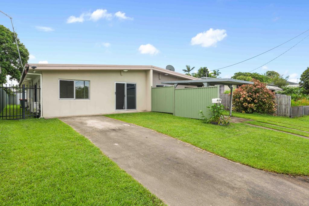 1/16 Dann St, Mooroobool, QLD 4870