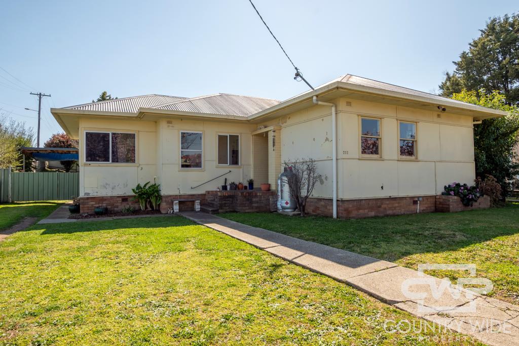 232 Bourke St, Glen Innes, NSW 2370