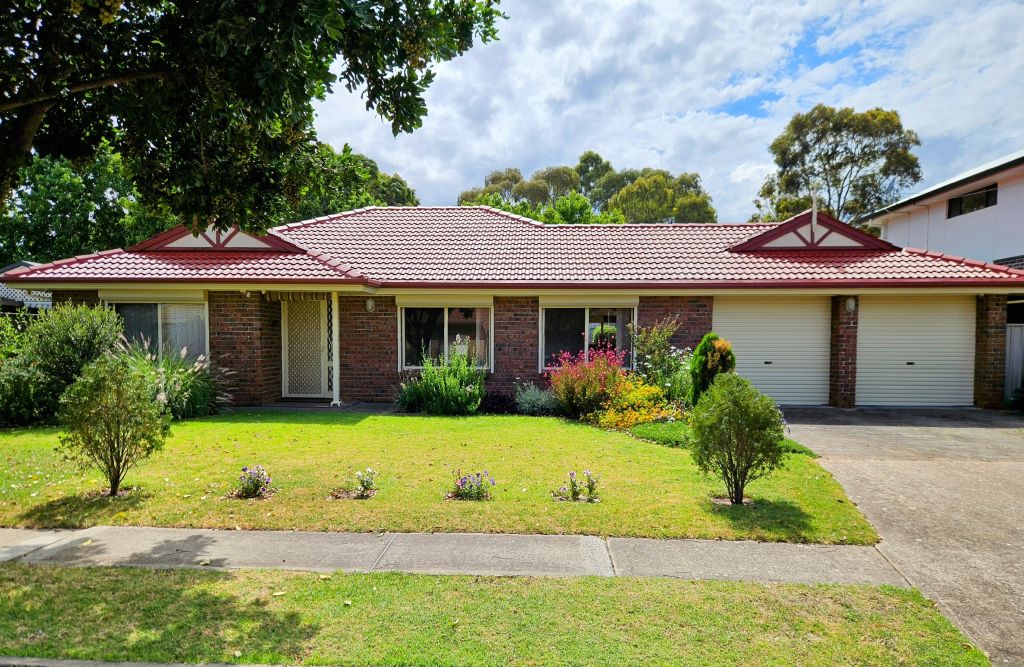 1a Larkdale Ave, Marion, SA 5043