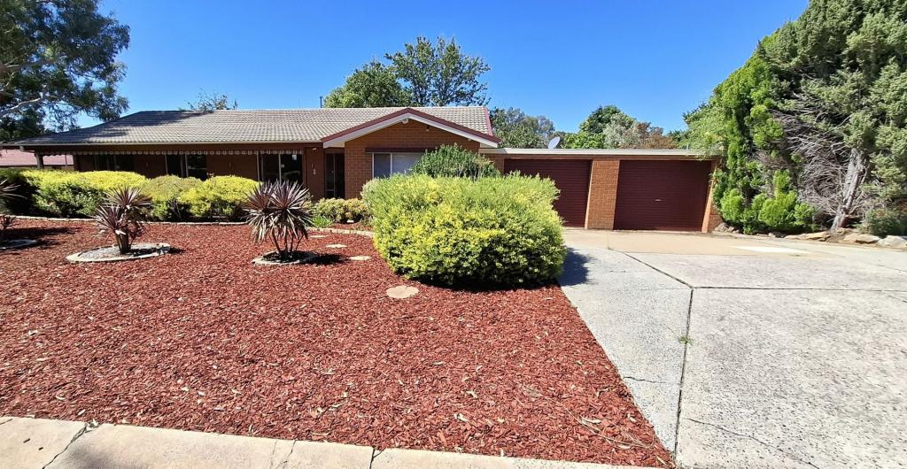 1 Lumholtz Pl, Florey, ACT 2615