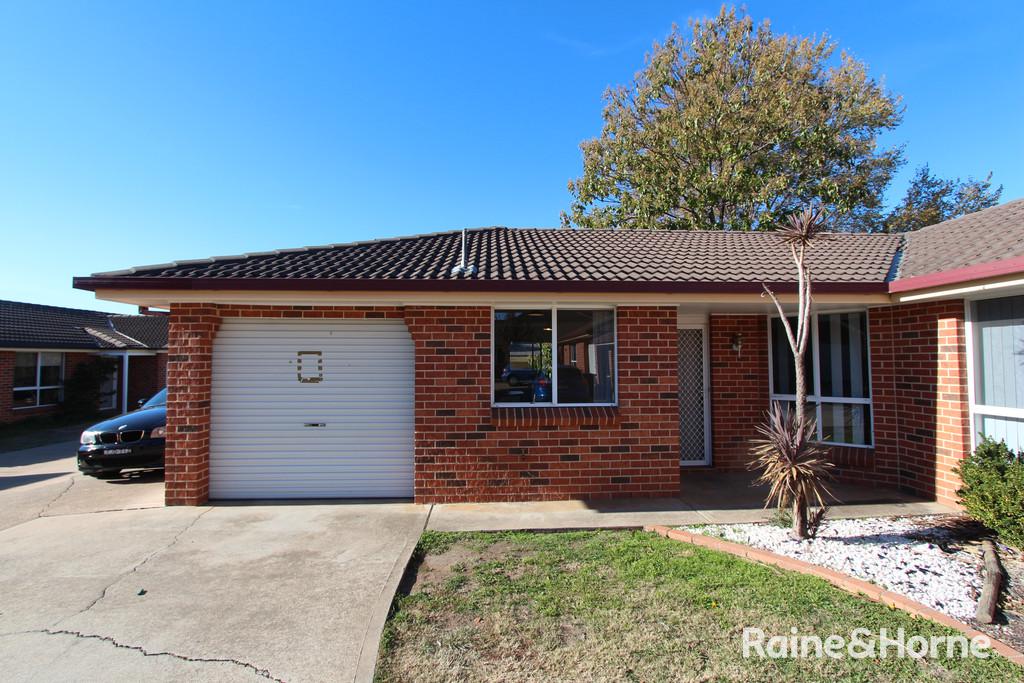 1/42 Lambert St, Bathurst, NSW 2795