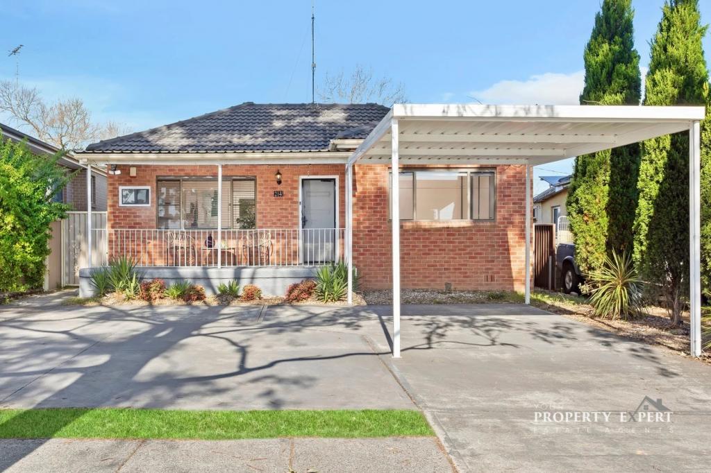 24 GLADESTONE PDE, RIVERSTONE, NSW 2765
