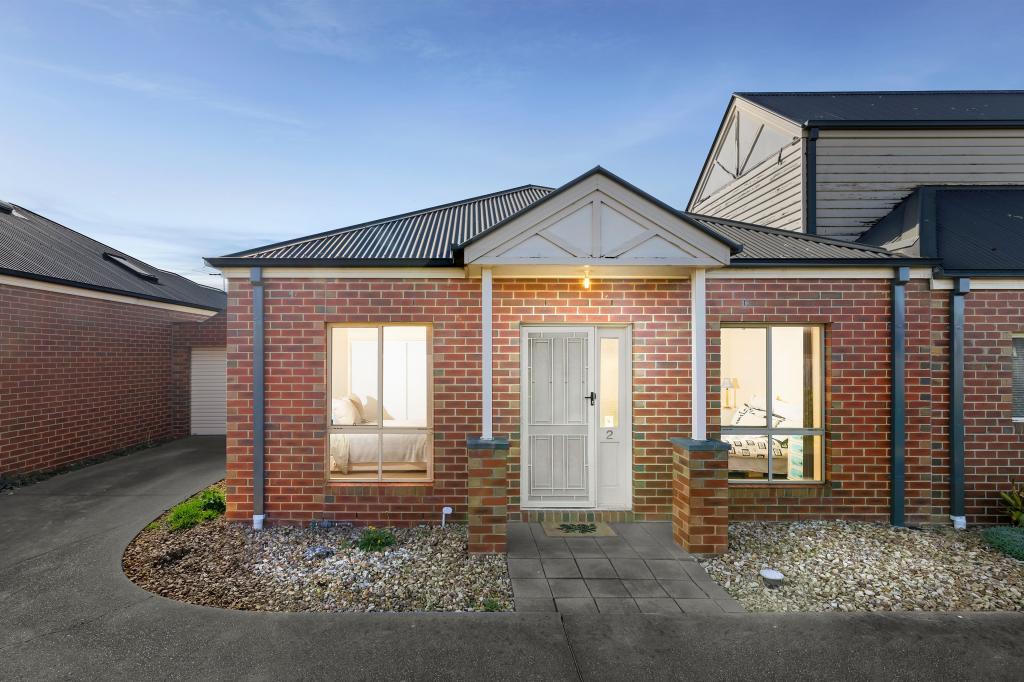 2/26 PASLEY ST, SUNBURY, VIC 3429