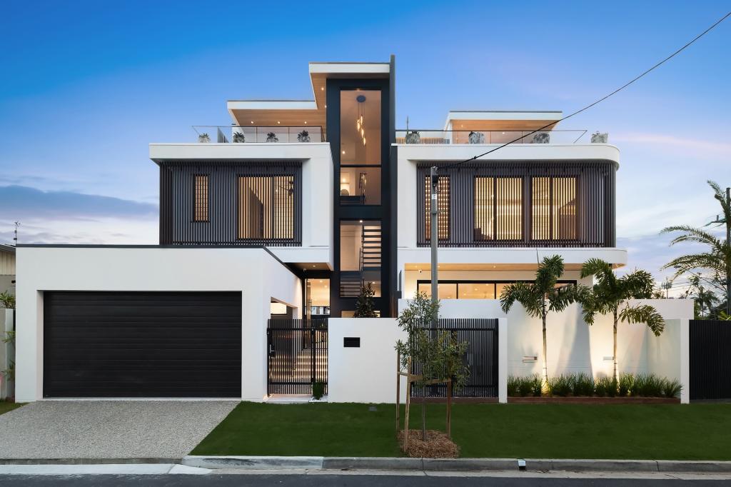 64b T E Peters Dr, Broadbeach Waters, QLD 4218