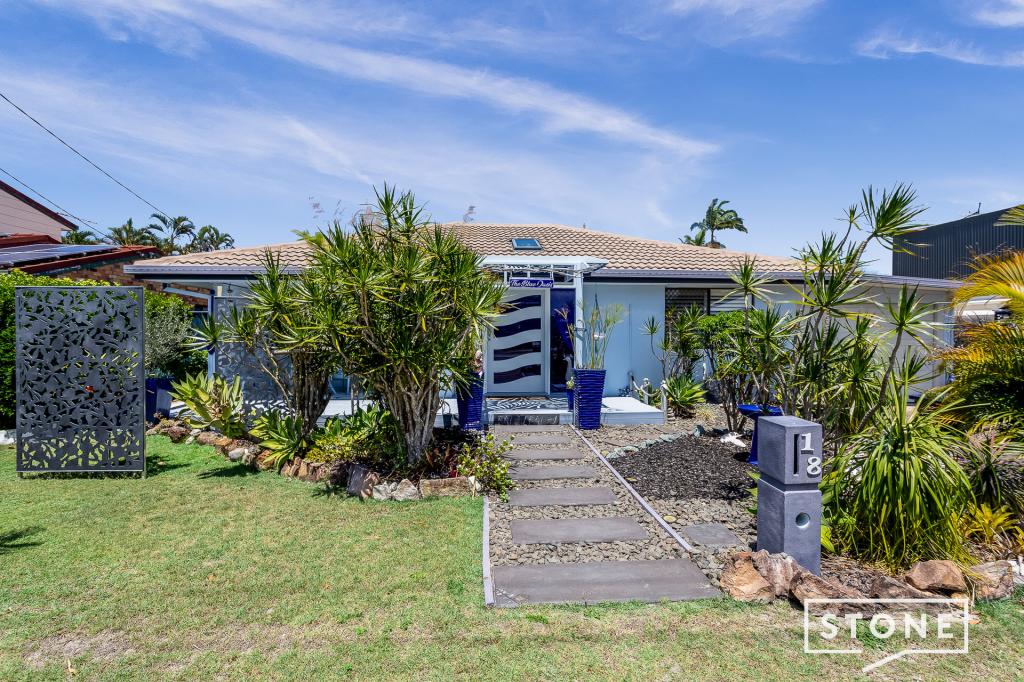 18 Sunderland Dr, Banksia Beach, QLD 4507