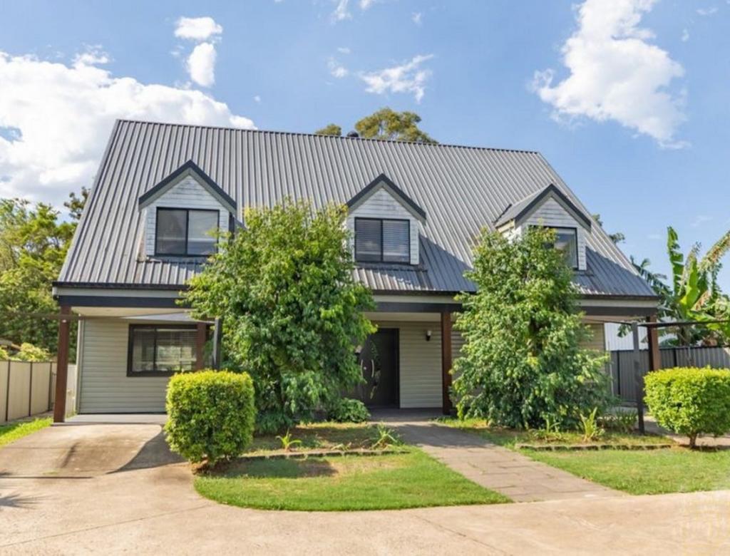 240 Telegraph Rd, Bracken Ridge, QLD 4017