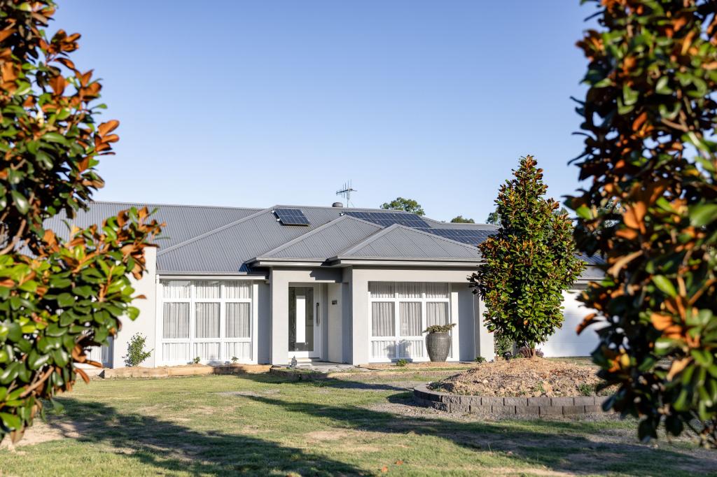 8 Bull Hill Rd, Tinonee, NSW 2430