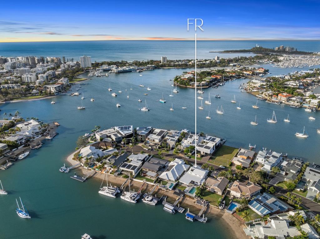 9 Carwoola Cres, Mooloolaba, QLD 4557