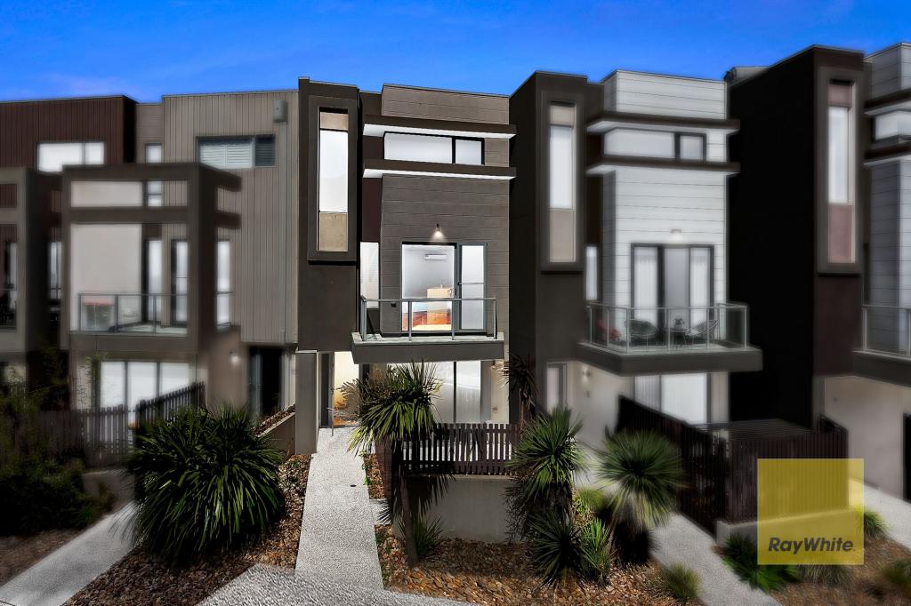 8/25 Boathouse Dr, Caroline Springs, VIC 3023