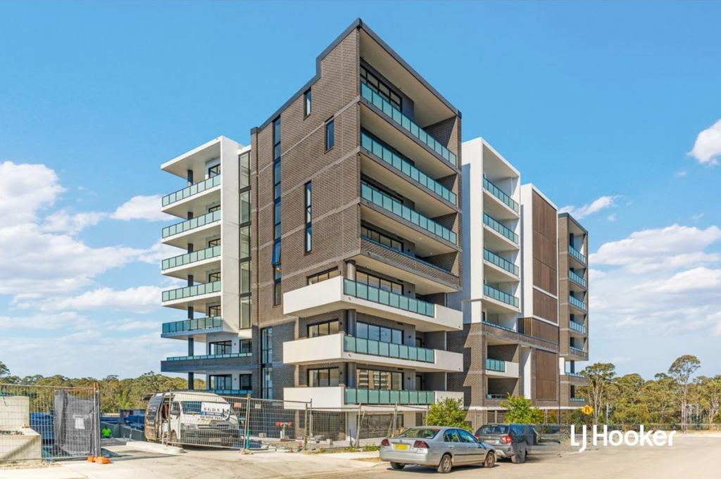 601/3 HERMAN CRES, ROUSE HILL, NSW 2155