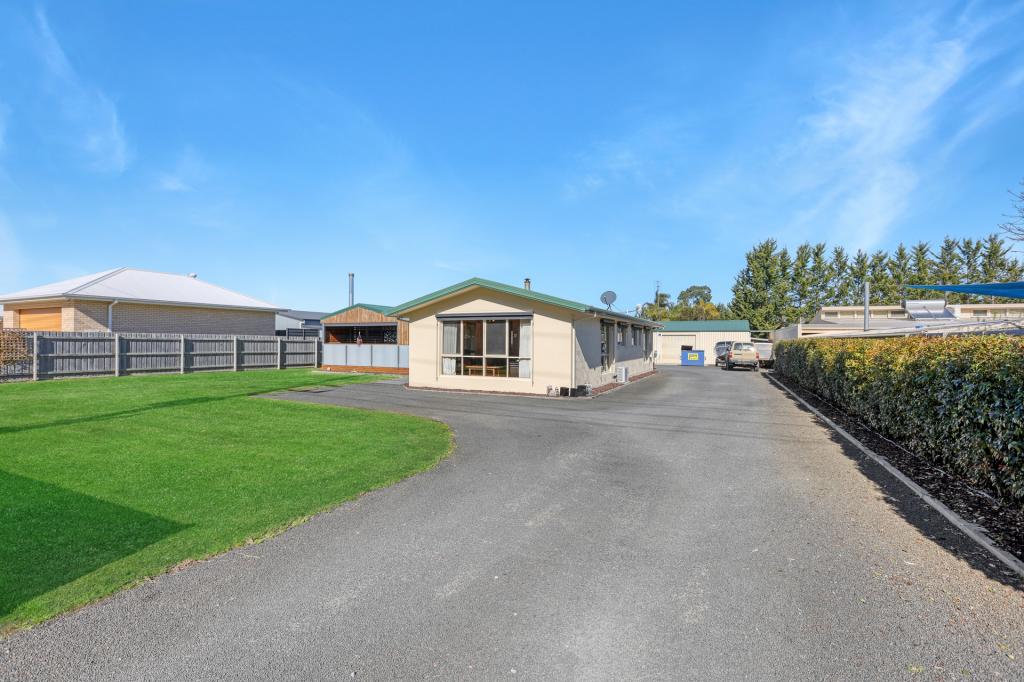 57 Eastwood Rd, Eastwood, VIC 3875