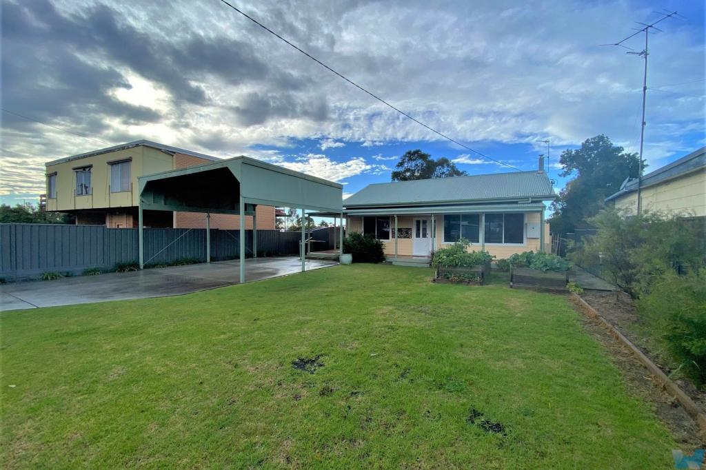 25 Bay Rd, Eagle Point, VIC 3878