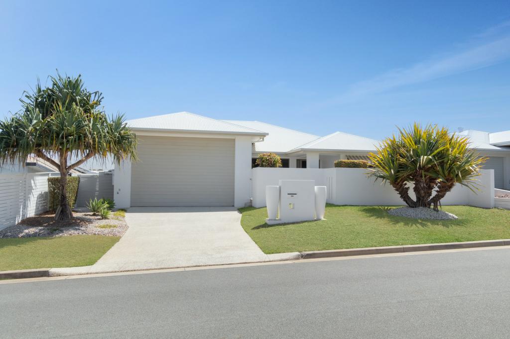 32 Lobelia Cres, Casuarina, NSW 2487