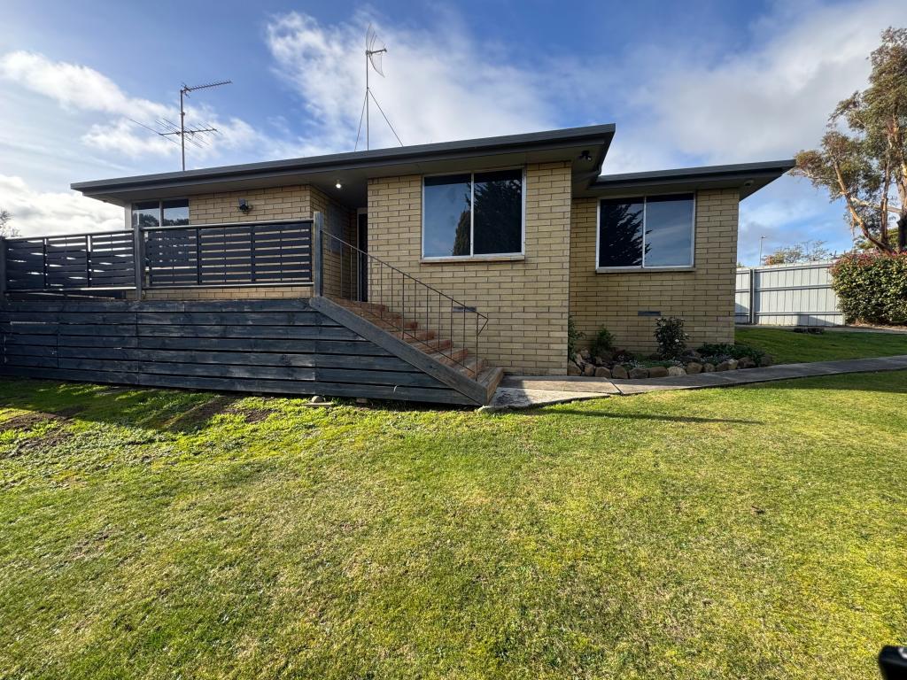 112 Warring St, Ravenswood, TAS 7250