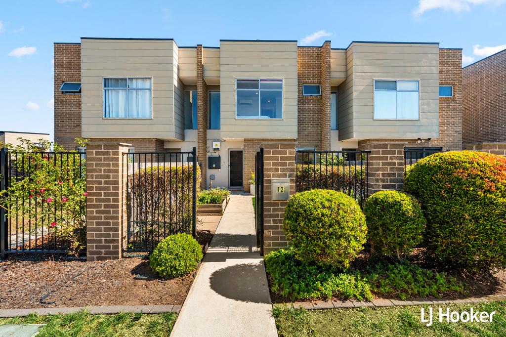 12 Dargin Cres, Moncrieff, ACT 2914