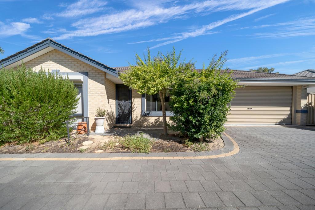 49a Donaldson St, Queens Park, WA 6107