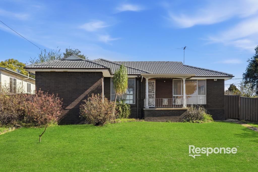 97 College St, Cambridge Park, NSW 2747