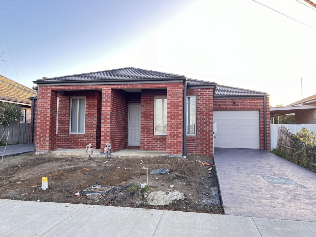 17A/17B HEAD ST, WENDOUREE, VIC 3355