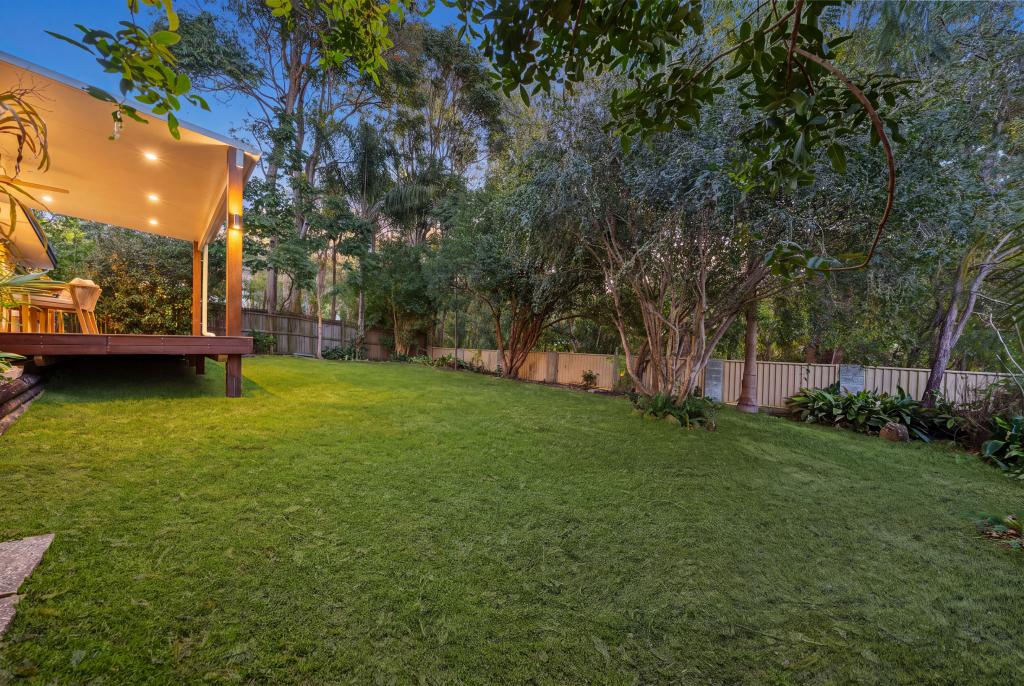 67 Ridgeway Ave, Southport, QLD 4215