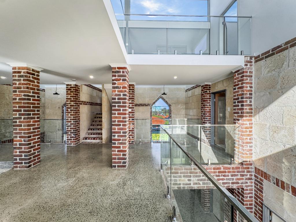 195a Clontarf Rd, Hamilton Hill, WA 6163