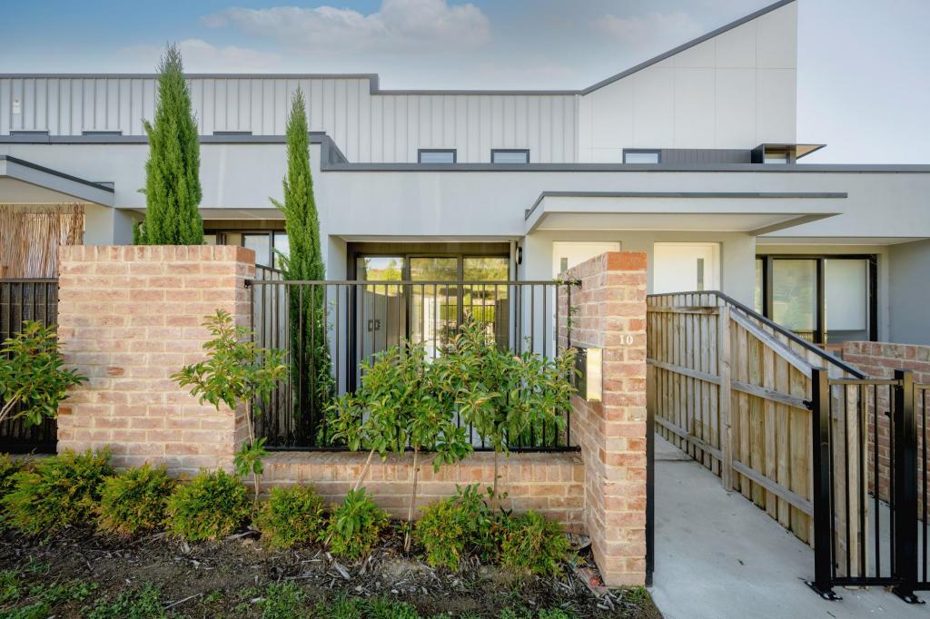 10 Bamblett Rise, Denman Prospect, ACT 2611