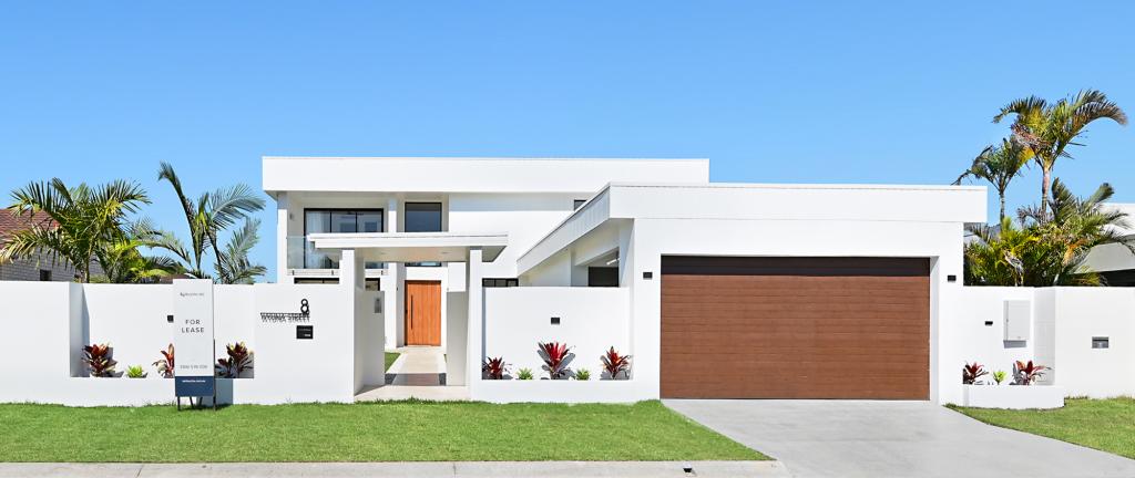 8 Wyuna St, Broadbeach Waters, QLD 4218