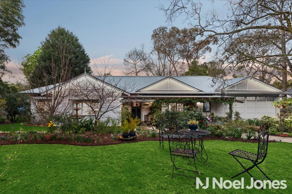 14 GLEN AVE, CROYDON, VIC 3136