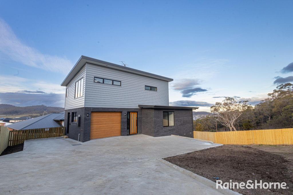 2/19 ROYBRIDGE WAY, HOWRAH, TAS 7018
