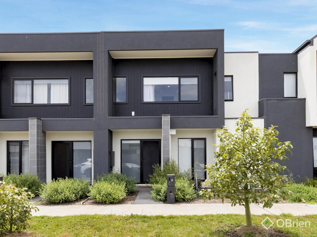 8 Hedgeley Ave, Deanside, VIC 3336