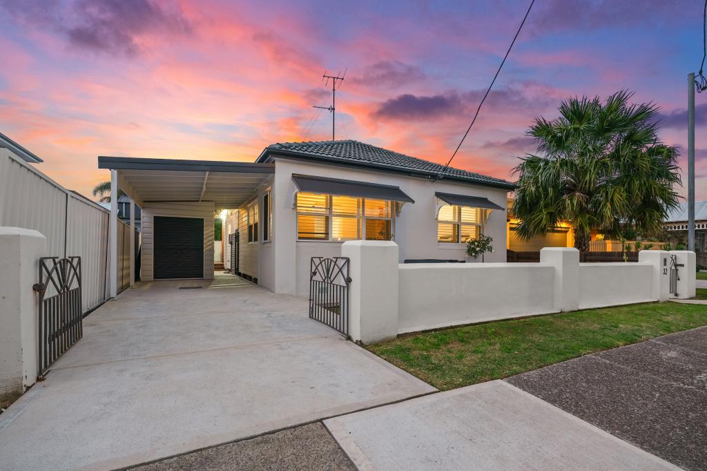 32 Darling St, Hamilton South, NSW 2303