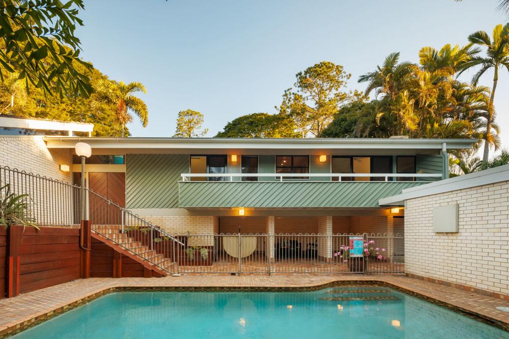 17 Louise St, Kenmore, QLD 4069