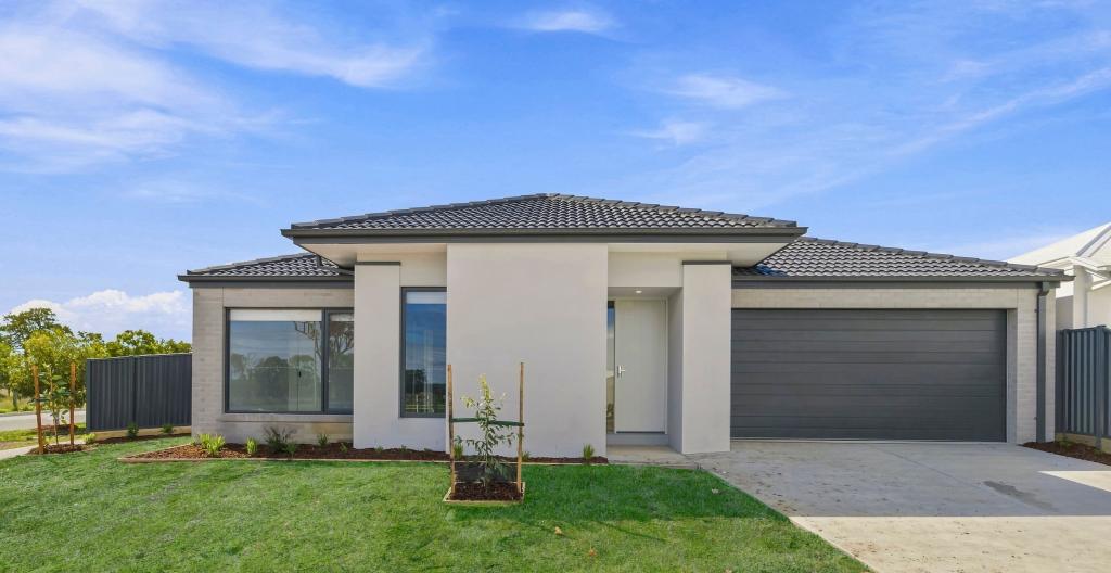 34 Lee Rd, Lucas, VIC 3350