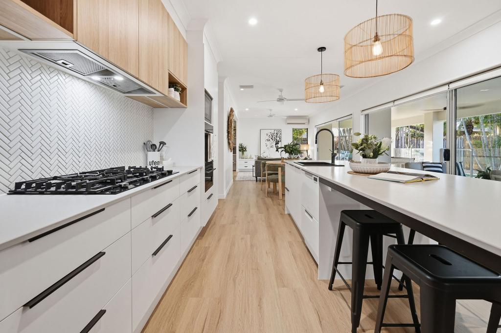 172 River Park Dr, Annandale, QLD 4814