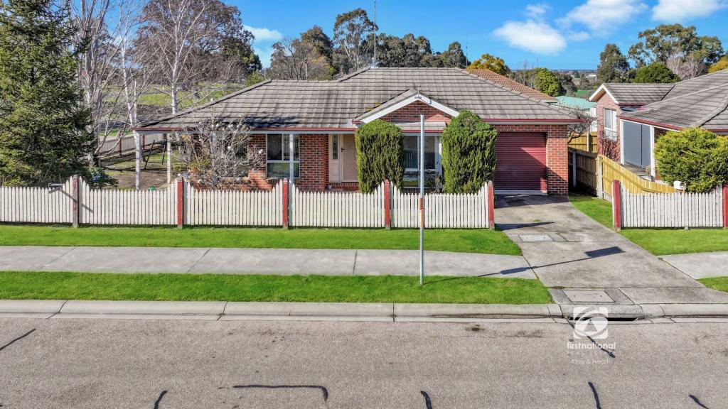 1/147 Bullumwaal Rd, Wy Yung, VIC 3875