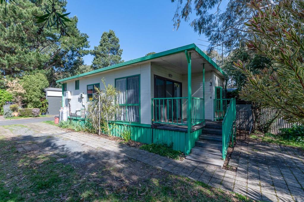 Cabin 7 145a Mount Barker Road, Hahndorf, SA 5245