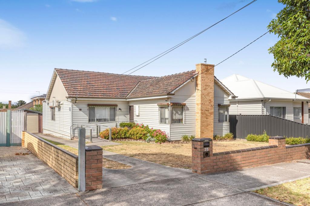 25 Locksley Ave, Reservoir, VIC 3073
