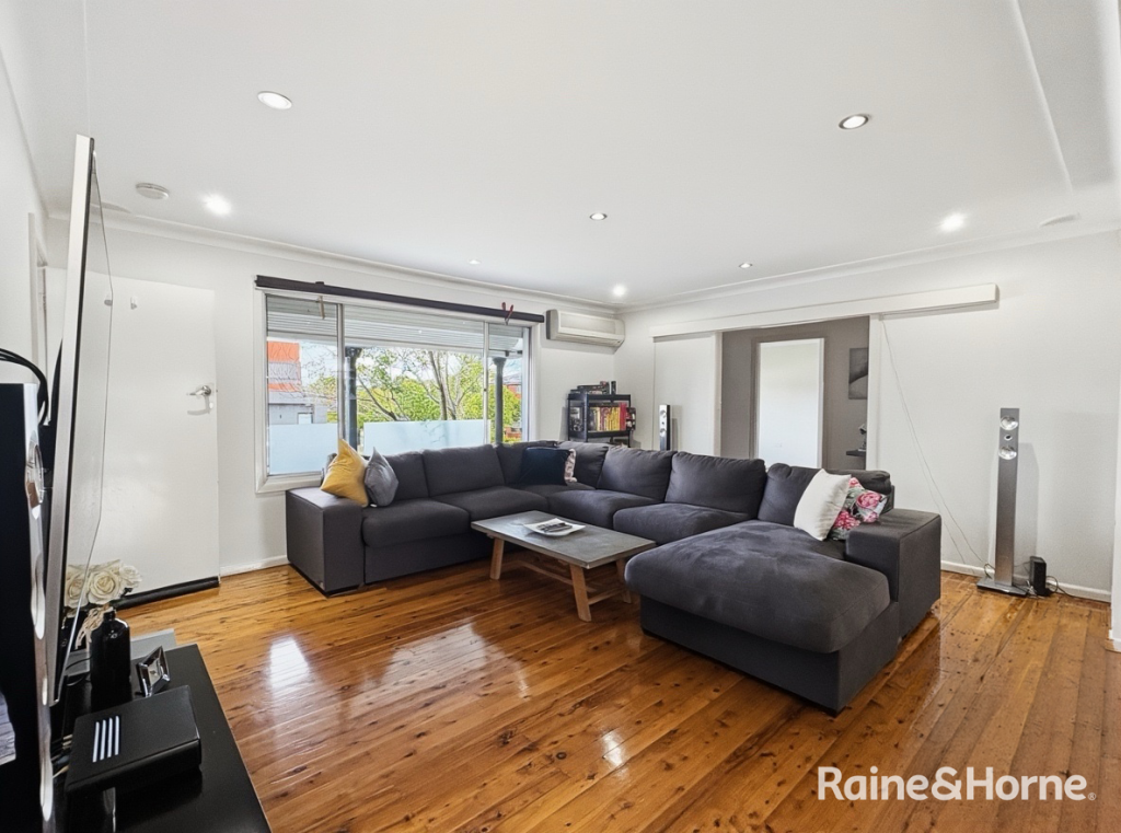 3 Shannon Ave, Merrylands, NSW 2160