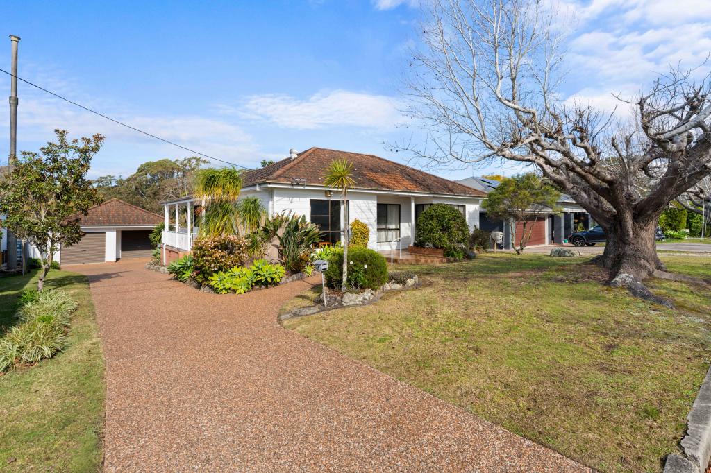 8 Centre St, Nowra, NSW 2541