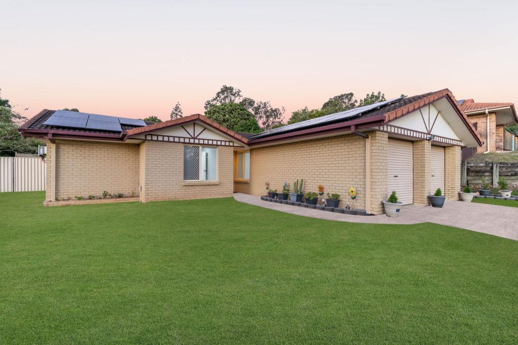 71 Loane Dr, Edens Landing, QLD 4207