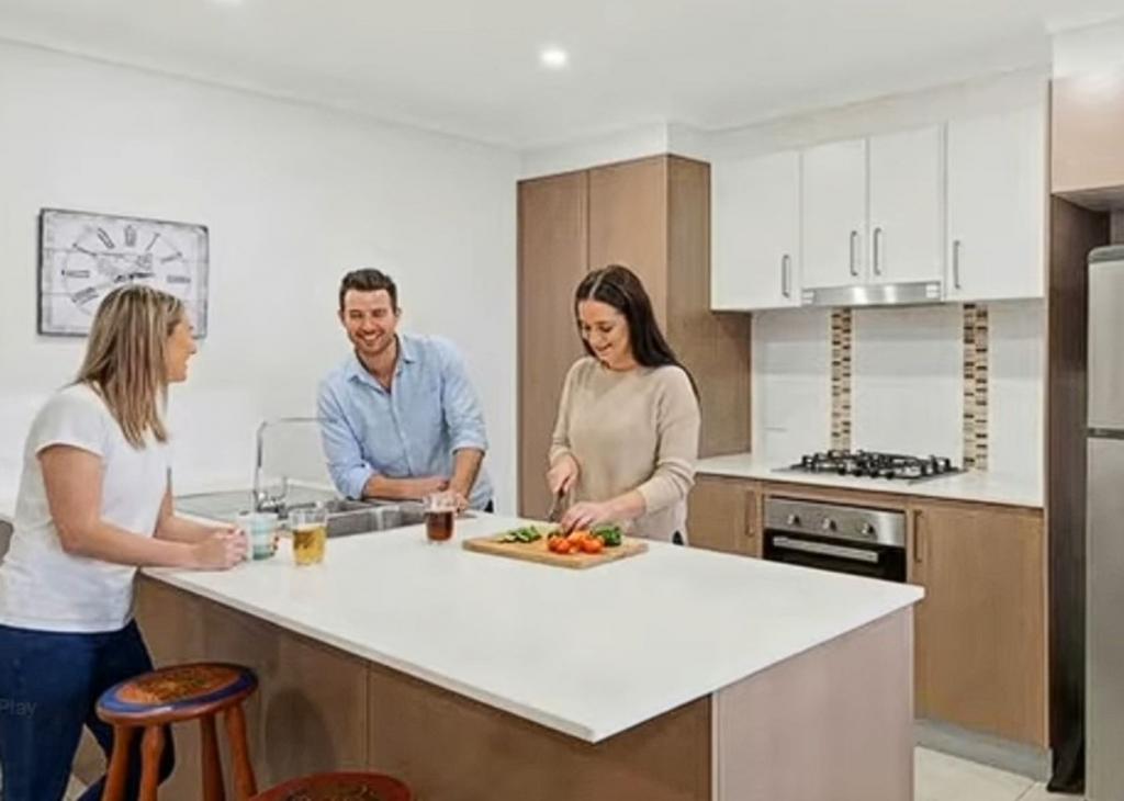 26 Tanzanite Ave, Logan Reserve, QLD 4133