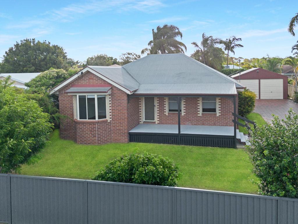 119 ROBERT ST, TORQUAY, QLD 4655