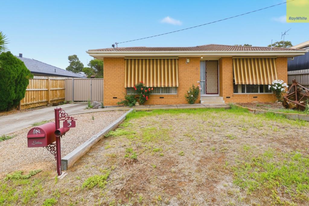 5 Davies St, Darley, VIC 3340