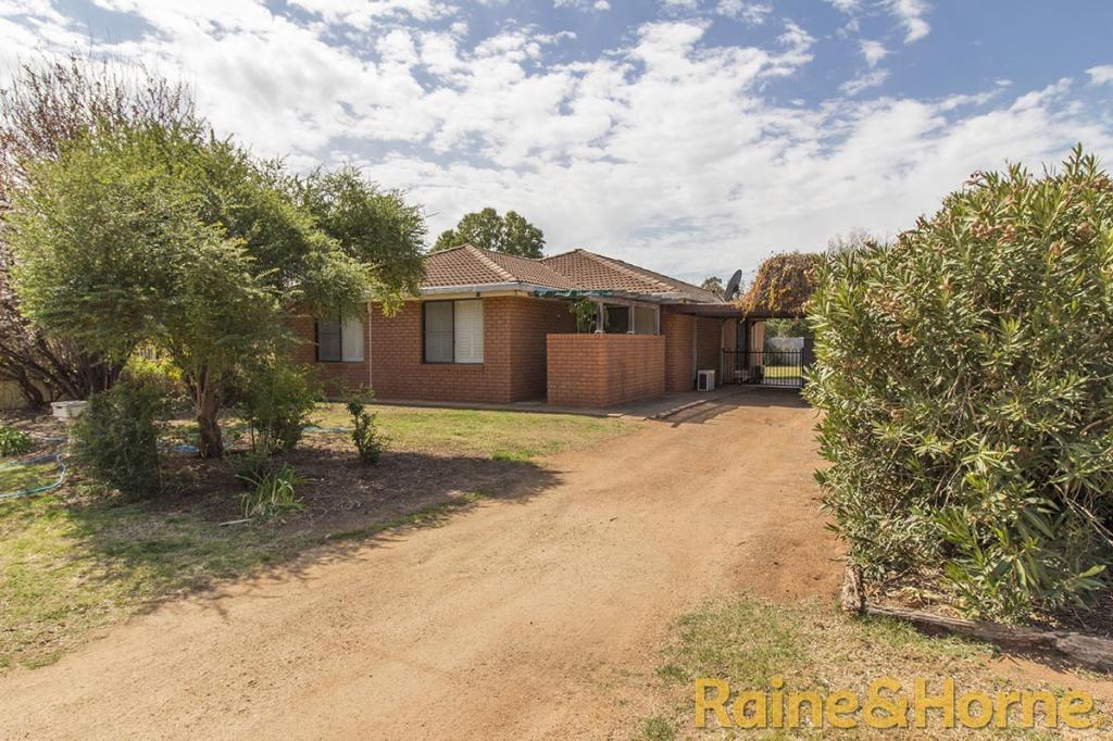 108 Payten Cl, Narromine, NSW 2821