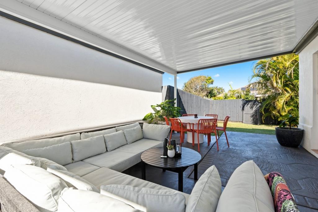 31/34 Albicore St, Mermaid Waters, QLD 4218