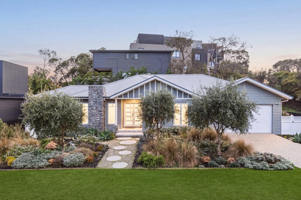28 Locksley Rd, Rye, VIC 3941
