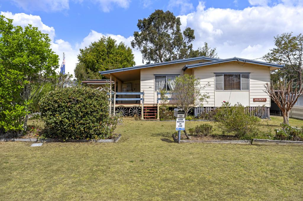 29 ALBERT ST, CROWS NEST, QLD 4355