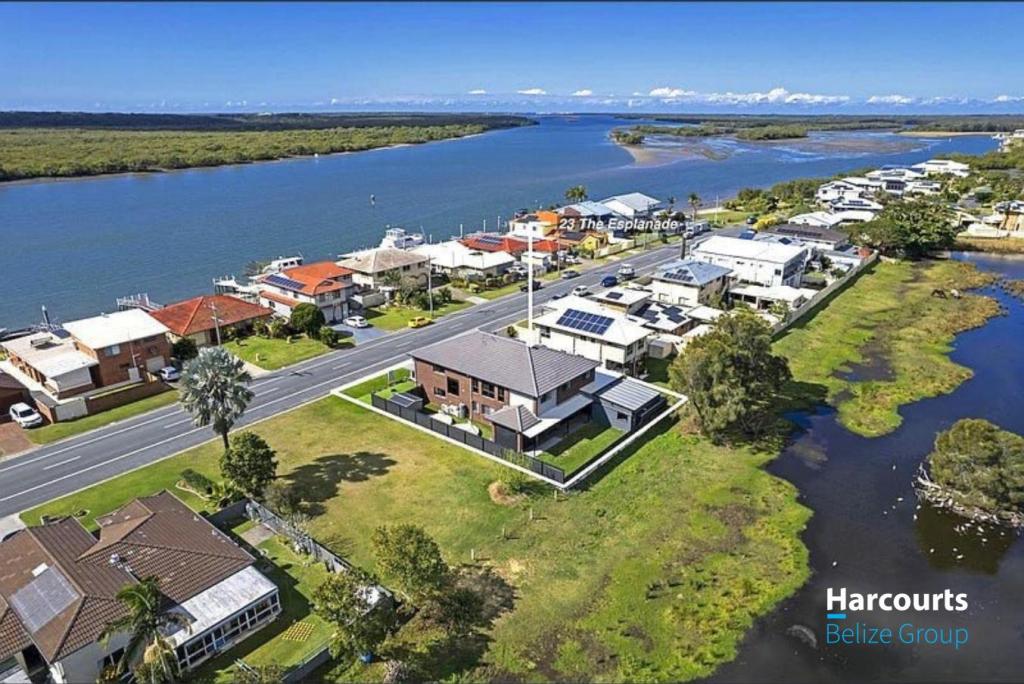 23 Esplanade, Jacobs Well, QLD 4208
